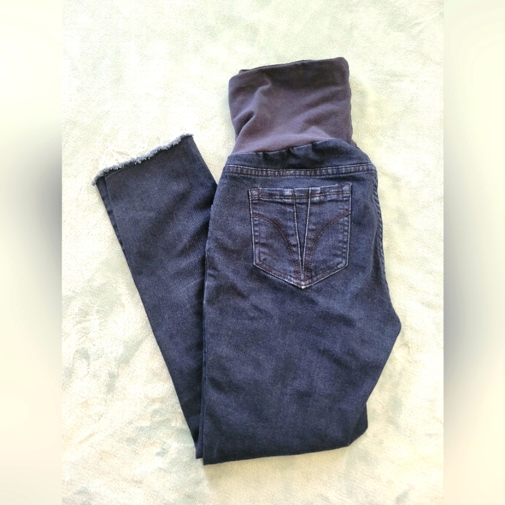 Mama Prima from Motherhood bounceback postpartum jeans size medium 8/10